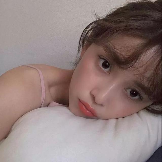 闺蜜动漫可爱风格系《天真与闪电》/反正你早晚都要谈恋爱 和我谈怎么了，微信头像，闺蜜动漫可爱风格系《天真与闪电》/反正你早晚都要谈恋爱 和我谈怎么了（，“因为太想你，梦里全是你”）