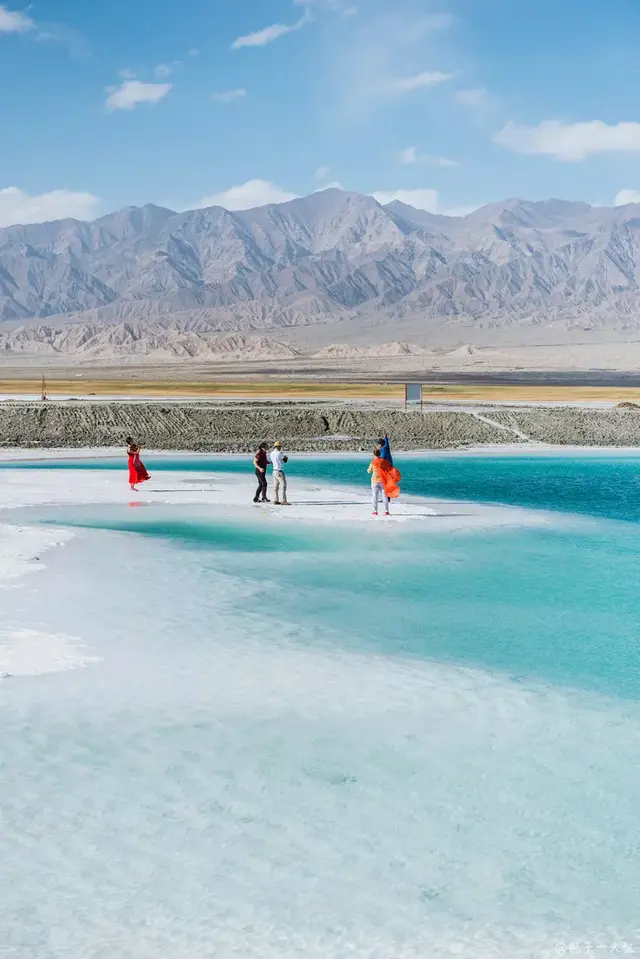 彩虹岛攻略，类似彩虹岛的手游（新婚度蜜月首选圣地）