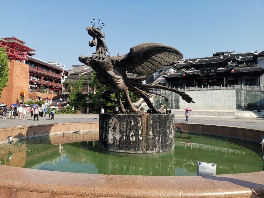 凤凰古城旅游攻略自由行（读你千遍，不如一见）