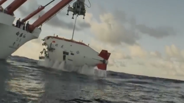 15瓦的灯泡一天24小时能用多少电（我国超级工程“深海空间站”）