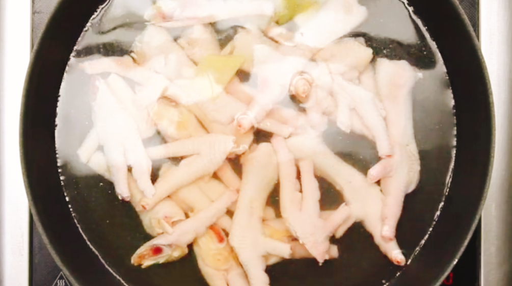 圖片[2]-【檸檬泡椒鳳爪】做法步驟圖 酸辣爽口 一口一個停不了-起舞食譜網