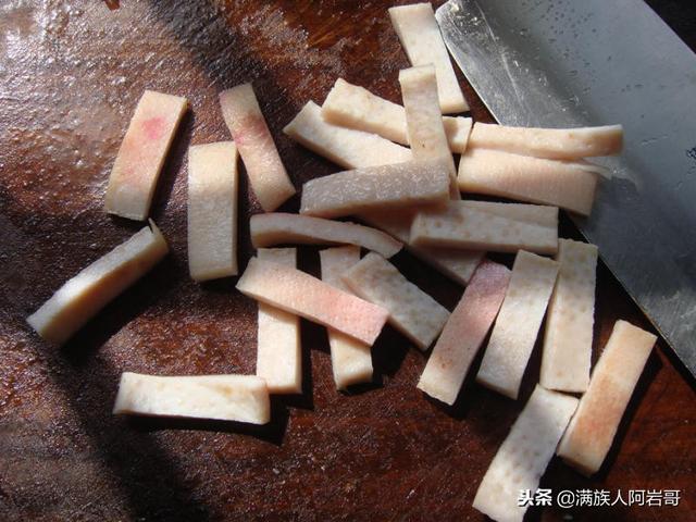 羊肉焖田螺怎么做好吃，鸡肉焖田螺怎样做才好吃（红烧螺蛳+清汤羊肉！）