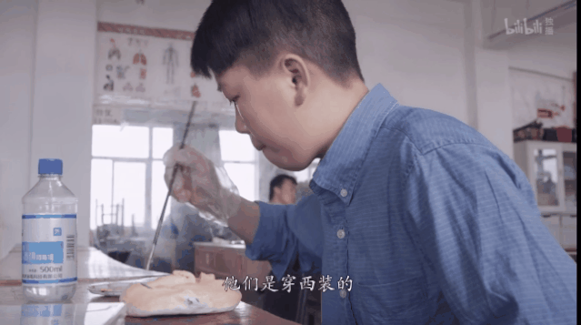 服装设计与工程冷门吗，服装设计属于冷门学科吗（湖南姑娘报考北大考古系）