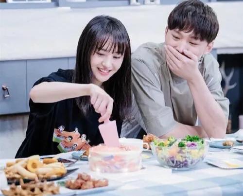 3,张恒继续挖坑:郑爽虐狗