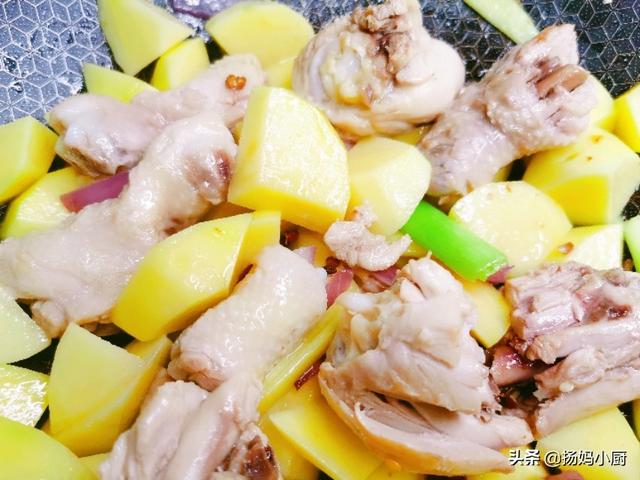 土豆鸡腿做法，土豆鸡腿怎样做好吃（土豆炖鸡腿的家常做法）
