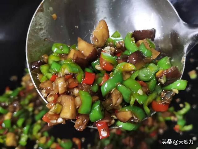 炸鸡蛋酱的做法，东北人喜爱的鸡蛋酱要怎么做才好吃