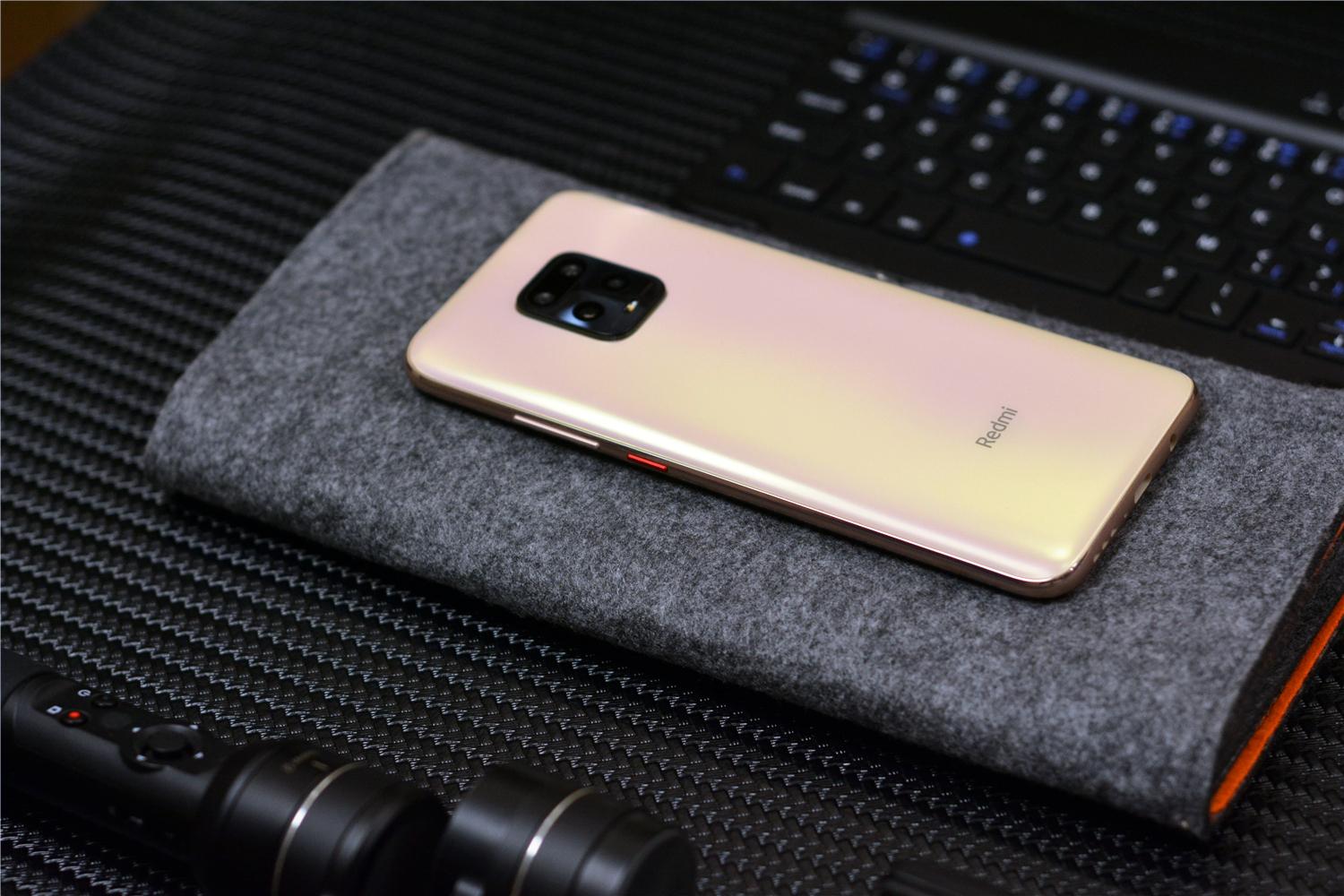 红米旗舰手机redmi，10X系列成5G中端市场十项全能