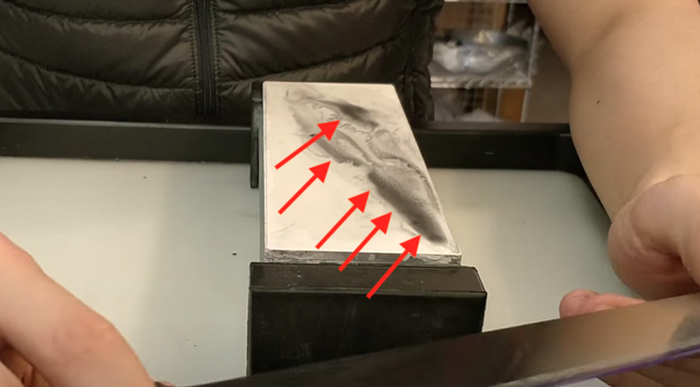 怎么正确磨西餐刀，一把锋利的菜刀是怎么磨出来