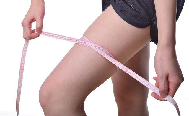 瘦腿动作让你秀出大长腿，超瘦腿的动作（一组自重动作帮你减掉大象腿）