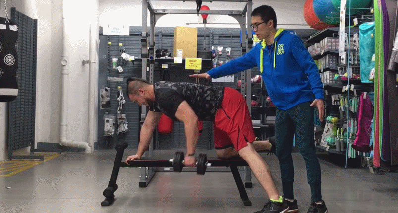 三角肌在哪个位置图片，三角肌在哪个位置示意图（下面5个动作告诉你答案）