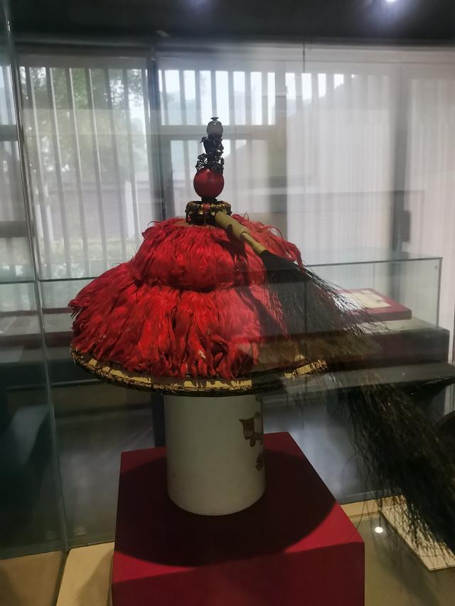 状元榜眼探花服饰区别，状元榜眼和探花（欣赏清代汉文和满文的圣旨以及古代服饰）