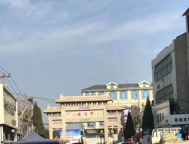 ugg真假，Ugg真假链条（起底“UGG”代购王国桑坡村）