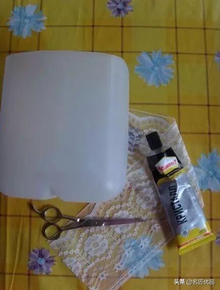 用矿泉水瓶做手工简单又漂亮，简易好看矿泉水瓶手工（趣味变废为宝手工制作）