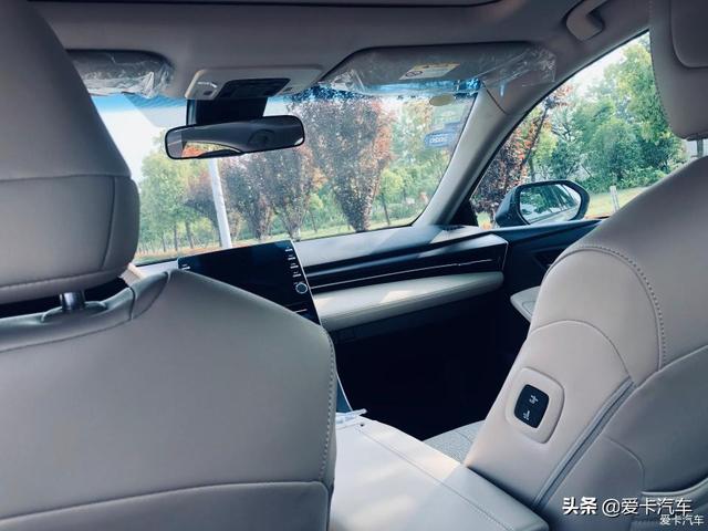 万宝龙签字笔真假鉴别方法，万宝龙签字笔真假鉴别视频（亚洲龙提车，买了就得找对象）