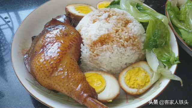 鸡腿焖饭的做法，跟广东大厨学的鸡腿饭