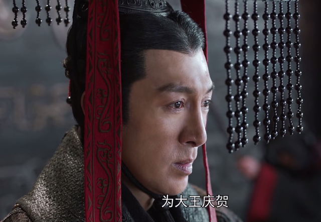 八百克是多少斤，一千八百克是几斤几两（《大秦赋》提到“痛饮美酒十斤”）