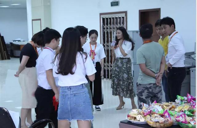 员工祝福语，企业对员工的生日祝福语（春风十里，不如捷诚有你）