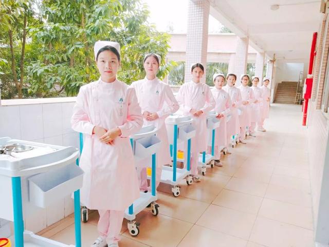 广州康大职业学院，广州康大职业技术学院在青海招生人数、录取分数线、位次[2022招生计划]（广东大学巡礼-广州康大职业技术学院）