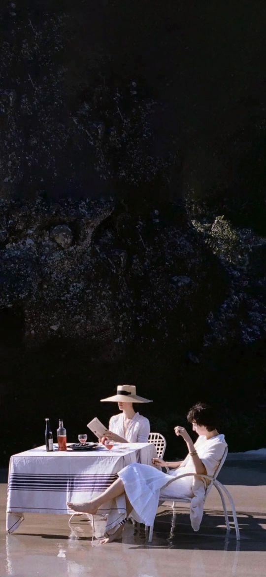 自截网易云歌词壁纸/如果爱意难平 就把爱藏心底，网易云歌词界面壁纸（小众ins风壁纸/纵然是齐眉举案图片）