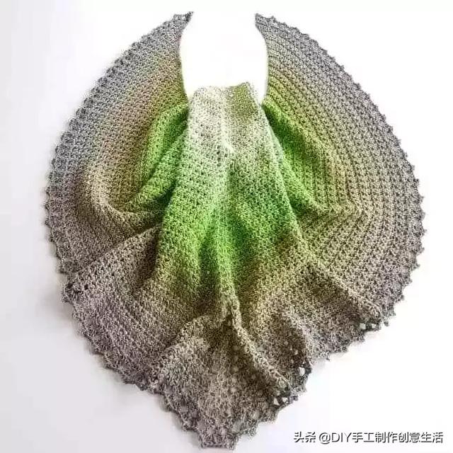 披肩的系法图解，披肩怎么系好看（在空调房使用再合适不过了）