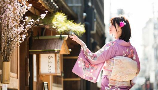 日本和服的由来和历史，和服的由来和历史是什么（和服——日本文化的浓缩）