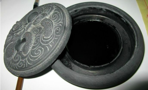 安徽文房四宝是指什么，中国文房四宝和安徽文房四宝（那么到底指的是哪四宝呢）