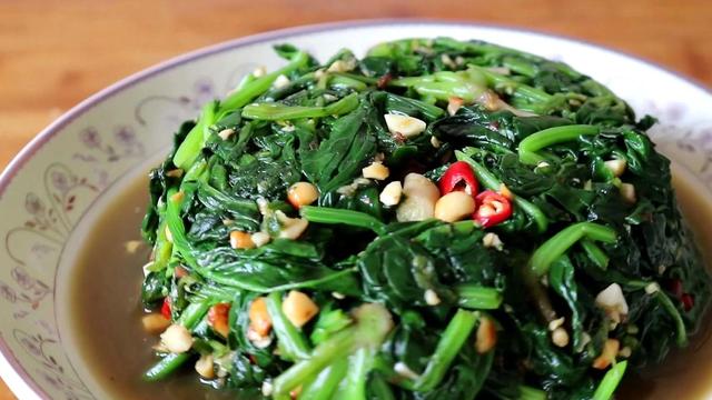 菠菜需要焯水吗，素炒菠菜不焯水可以吗（酒店的凉拌菠菜为什么那么好吃过瘾）