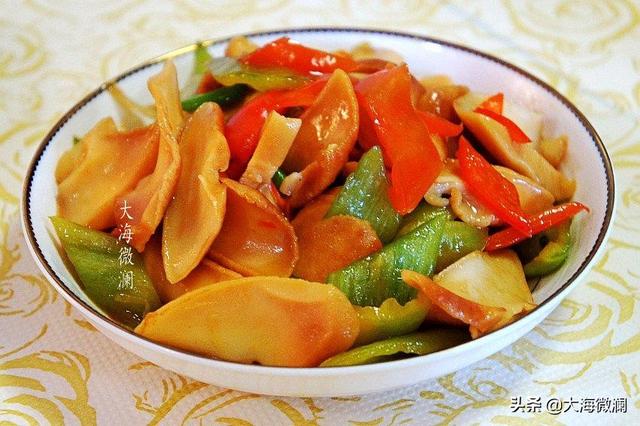 海螺怎么吃法家庭吃法，海螺该怎么吃（螺肉这么简单一炒）