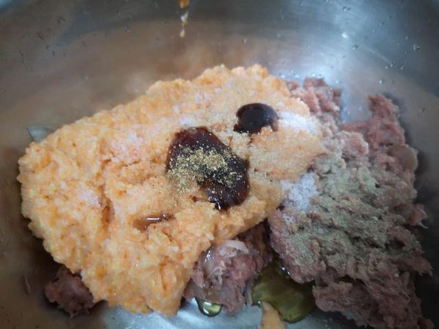 羊肉肉丸汤的做法，三宝自制羊肉丸子汤