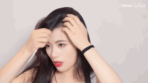 什么发型显脸小显年轻，适合瘦脸的发型（简单易打理的4款发型）