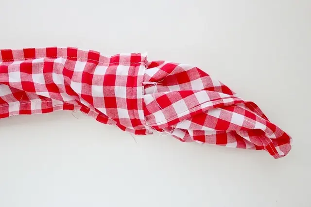 围裙款式图片大全，唐朝男子衣服款式图（把一条简单的围裙设计成时髦的款式）