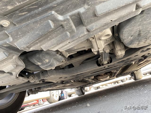 蓝鸟汽车2015款，新蓝鸟汽车2015款刹车异响（9万捡漏一辆才开一年的准新车）