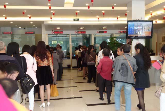 工行金卡客户标准是什么，工行金卡客户标准是什么样的（待遇和普通储户不同）