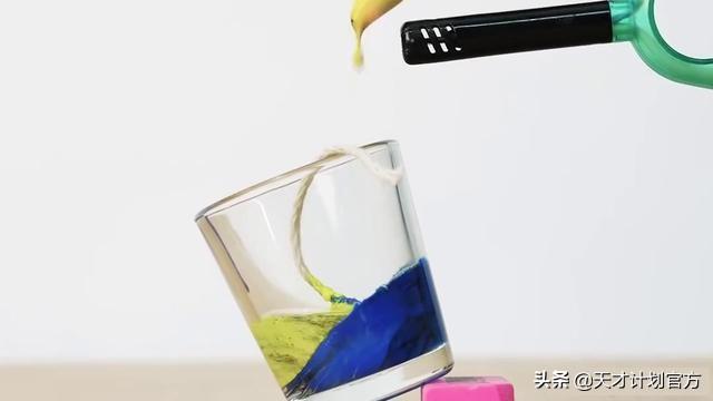 蜡笔可以做什么，蜡笔是什么样子（用玻璃杯和蜡笔自制浪漫蜡烛）