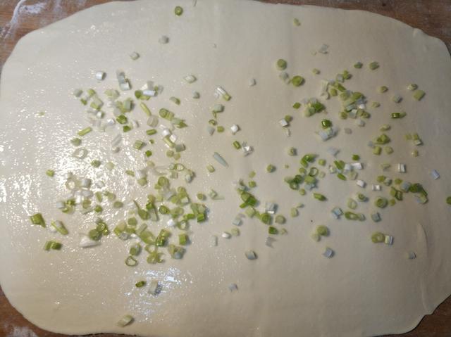 烙饼怎么做，烙饼怎么做不硬（烙饼外酥里软、凉了不硬）