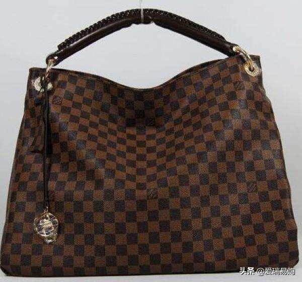 包包品牌排行榜前十名，国内女包品牌排名（奢侈品十大品牌包包排行榜）