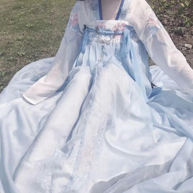 女生下半身头像，小姐姐下半身系列头像微信（女生部位头像，汉服小姐姐头像）