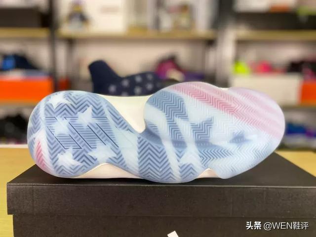 哈登be3和哈登3哪个好，哈登3和哈登2对比（450块入手哈登团队鞋）