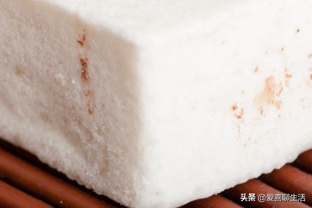 重阳节要吃什么糕，重阳节要吃重阳糕吗（给老人备上5种重阳糕）