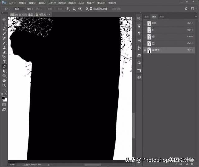 人物怎么抠图，视频里的人物怎么抠图（PS中的通道抠出背景较简单的人物）