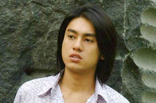 f4演的电视剧，流星花园f4成员名字（有人任由豪宅变废墟）