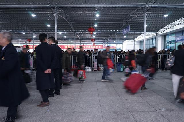 社保怎么转移异地，异地工作社保怎么办（社保异地转移，如何办理呢）