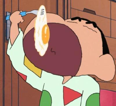 蜡笔小新/一家人头像?微信，蜡笔小新/一家人头像（蜡笔小新可爱逗比微信头像）