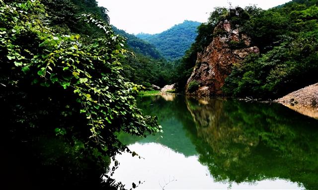 驻马店景区有哪些景点，驻马店景区有哪些景点推荐（这些别具一格的景点给你不一般的旅行体验）
