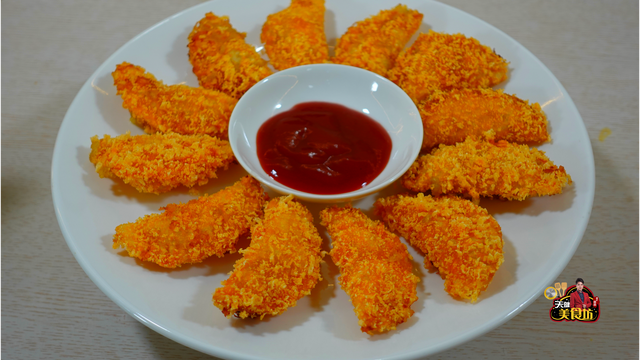 饺子皮包炸香蕉的做法，饺子皮包炸香蕉的做法窍门（没想到香蕉派用饺子皮也能做）