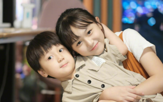 小琉璃是谁演的，琉璃小时候是谁演的（周冬雨驾驭不了“仙界美人”就算了）