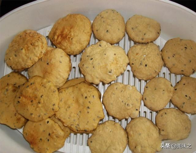 微波炉的简单食谱，微波炉的简单食谱图片（在家的你快跟着学微波炉美食吧）