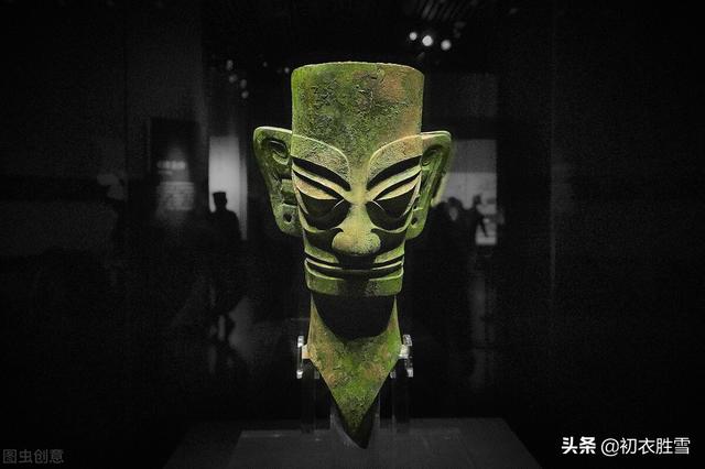 蚕丛及鱼凫指什么，蚕丛及鱼凫指什么一梦江湖（李白两首诗里的蚕丛古国）
