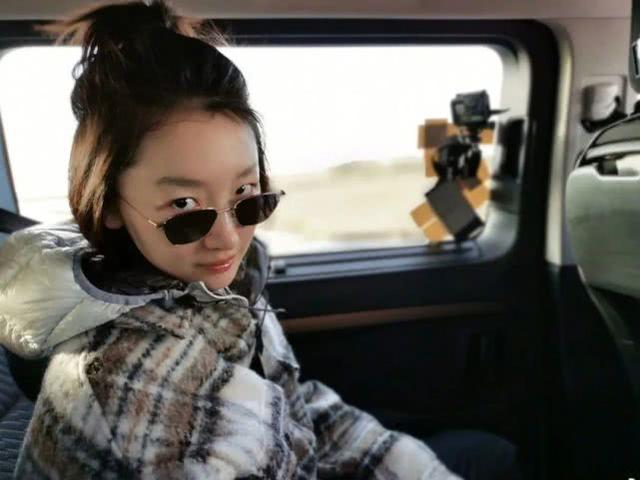 周冬雨是影后吗，周冬雨是影后吗知乎（周冬雨捧回金马金像双科影后）