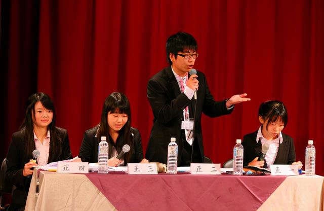 大学社团有哪些，大学有哪些社团（大学含金量很高的5大社团）